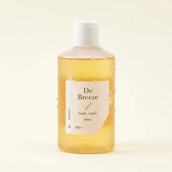 먼스앤데이즈 퍼퓸케어 바디워시, 디 브리즈 클린솝, 300ml, 1개