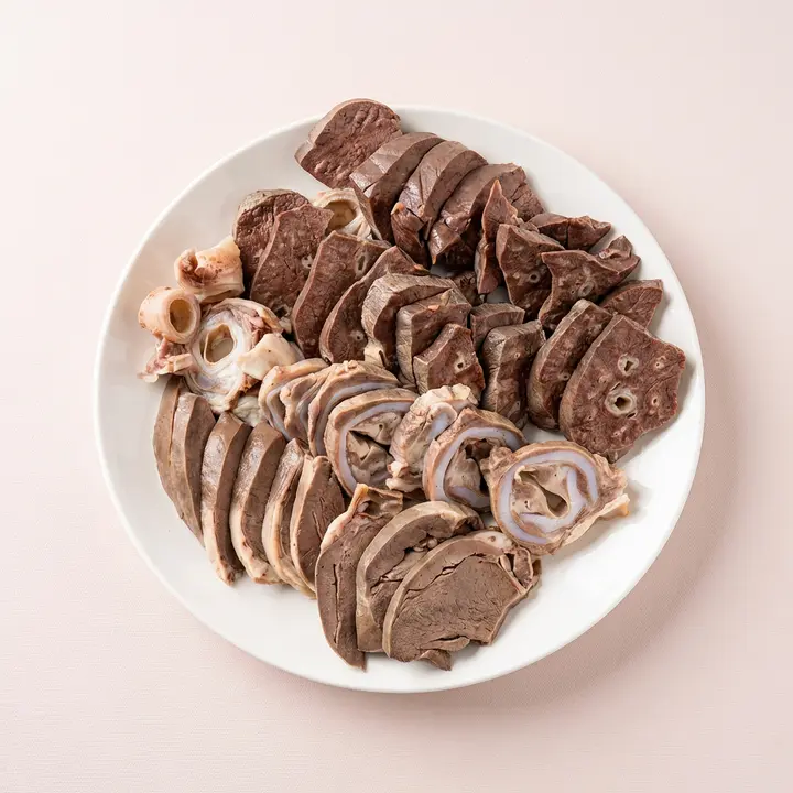쵱선생 국내산 돼지 내장 부속, 허파 염통 울대, 1kg, 1팩