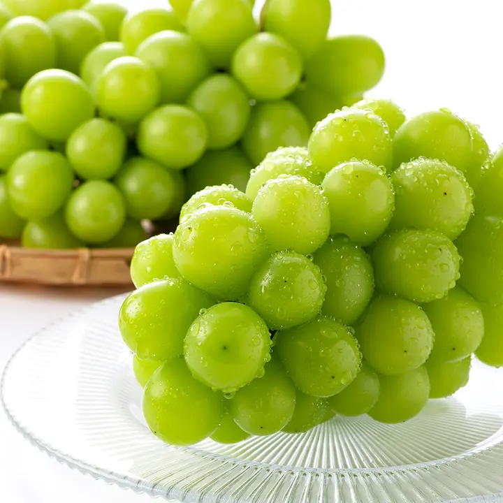 산기슭 샤인머스켓, 2~3수, 1kg, 1개